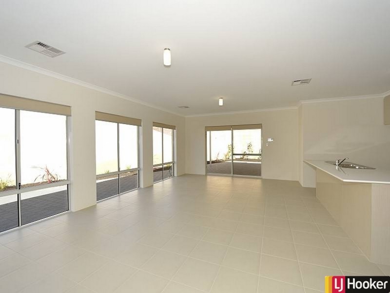 17 Agonis Way, Wannanup WA 6210