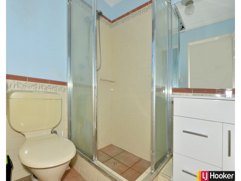 9 Wintersweet Place, Halls Head WA 6210