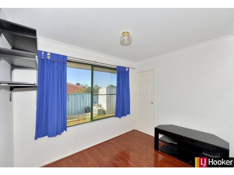 9 Wintersweet Place, Halls Head WA 6210