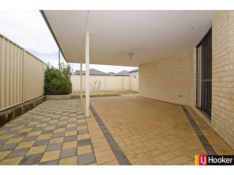 6 Evella Cove, Lakelands WA 6180