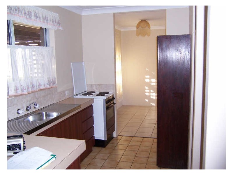 192 Mclarty Road, Halls Head WA 6210