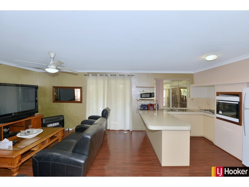 1B Jasmine Place, Halls Head WA 6210