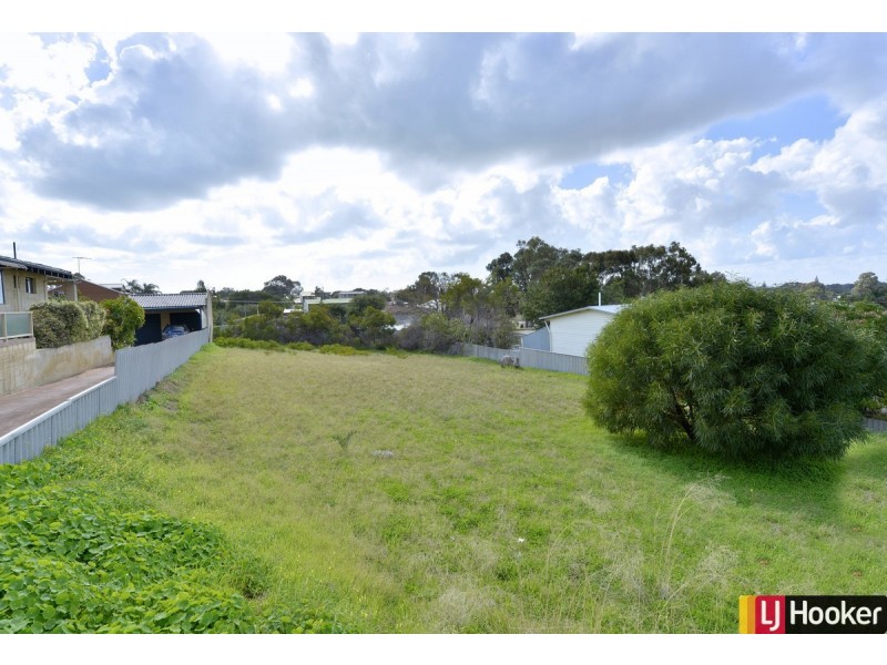 28 Scenic Drive, Falcon WA 6210