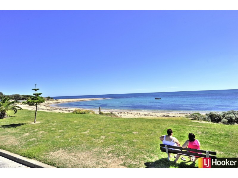 28 Scenic Drive, Falcon WA 6210