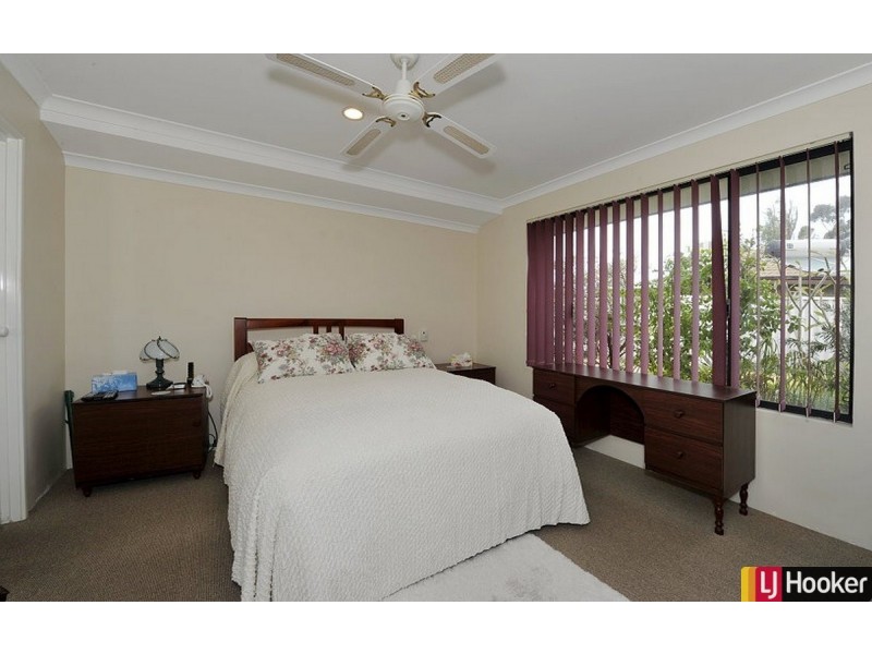 2/11 Liberton Place, Coodanup WA 6210