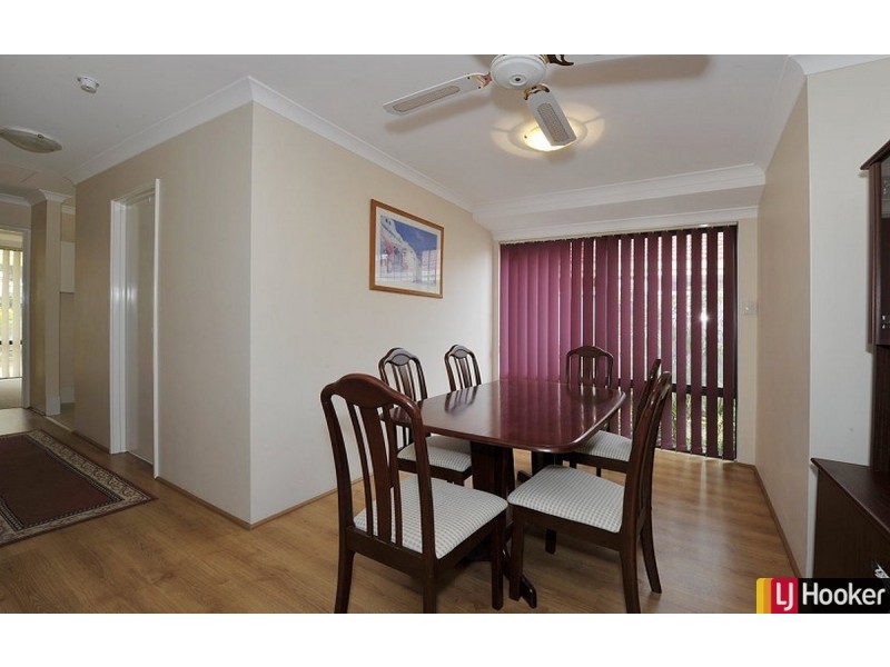 2/11 Liberton Place, Coodanup WA 6210