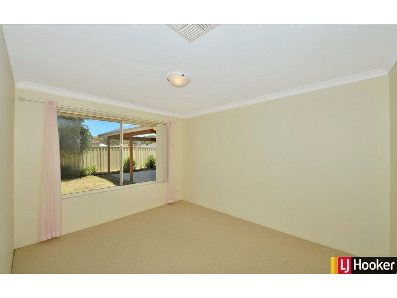 14 Virginia Turn, Madora Bay WA 6210