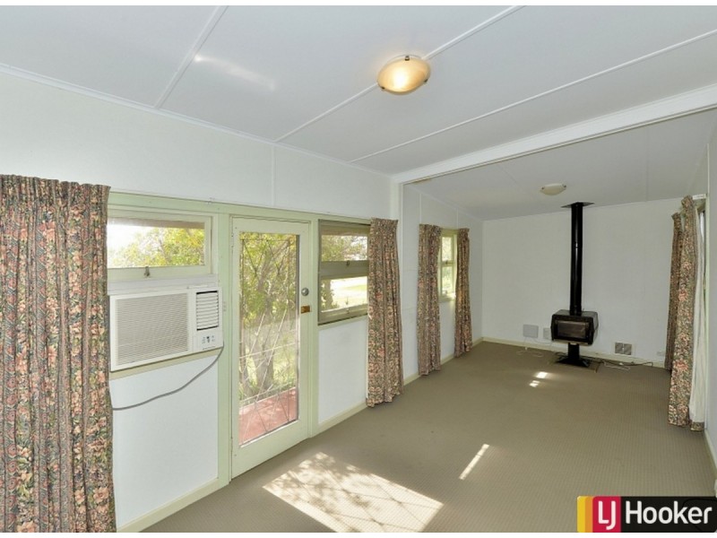 11 Wyeree Road, Mandurah WA 6210