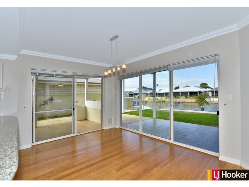 33 Waterlily Drive, Dudley Park WA 6210
