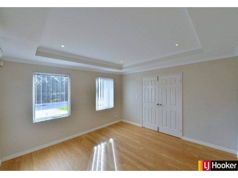 33 Waterlily Drive, Dudley Park WA 6210