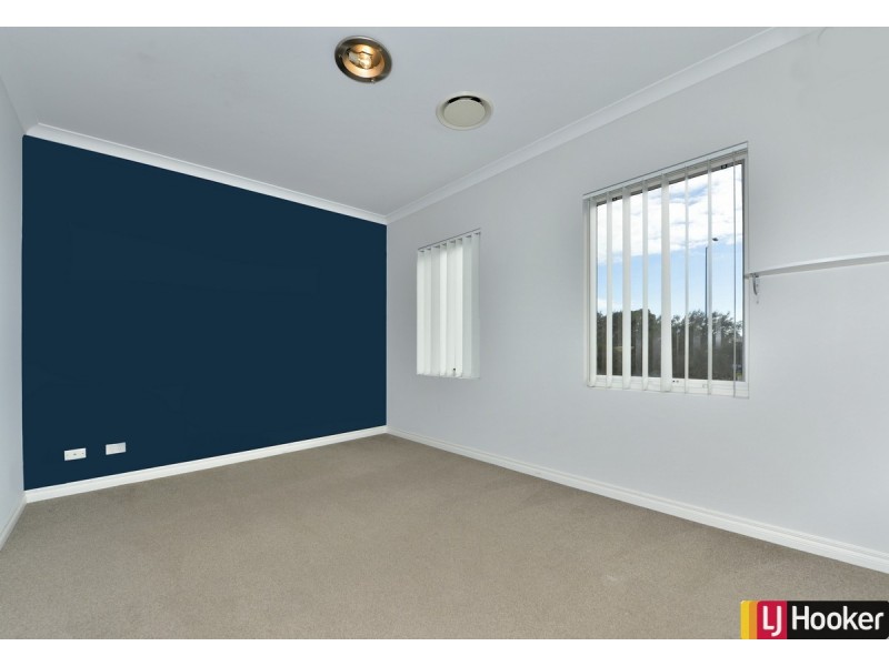 33 Waterlily Drive, Dudley Park WA 6210