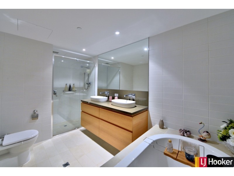 1104/3 Marco Polo Drive, Mandurah WA 6210