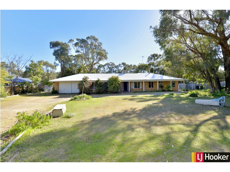 4 Nutbush Avenue, Falcon WA 6210