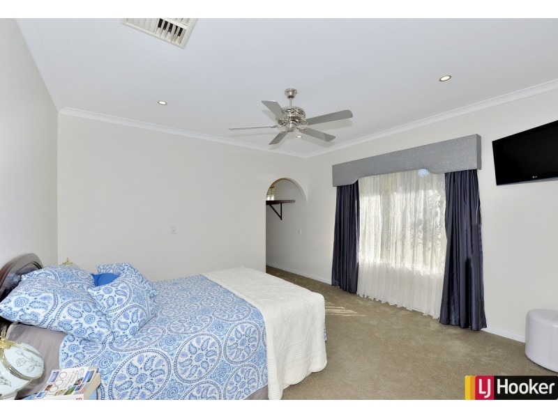 4 Nutbush Avenue, Falcon WA 6210