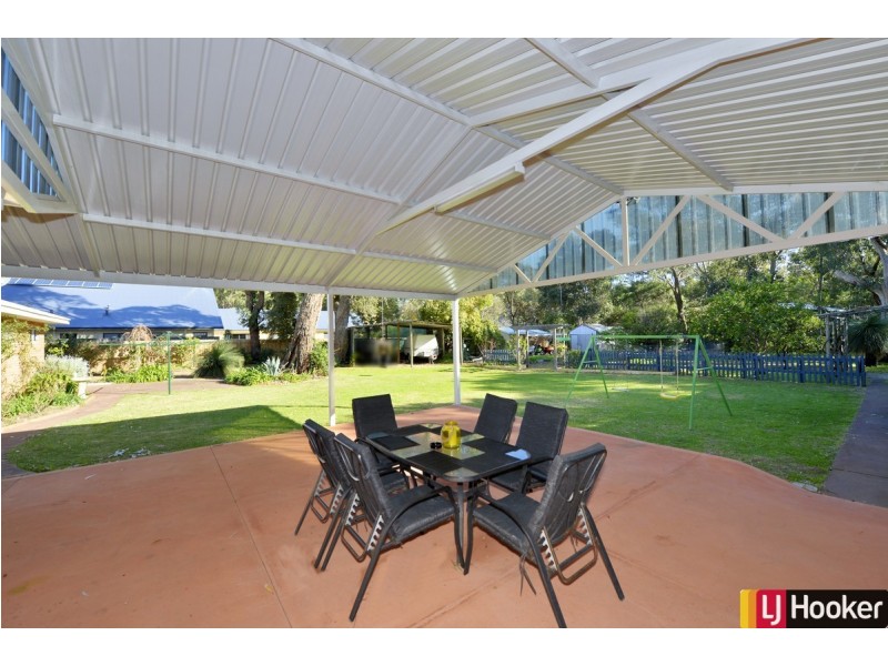 4 Nutbush Avenue, Falcon WA 6210
