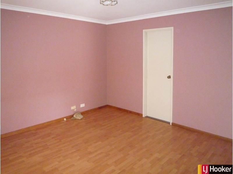 1/16 Mippi Road, Halls Head WA 6210