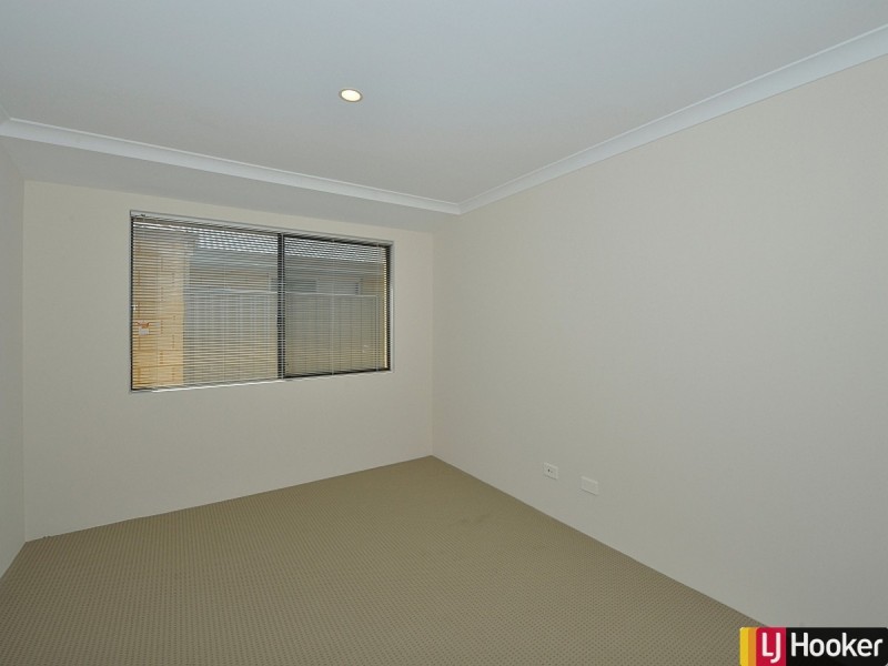 12 Harvey Crescent, South Yunderup WA 6208
