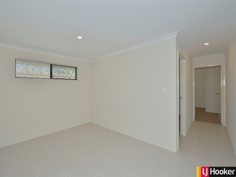 12 Harvey Crescent, South Yunderup WA 6208