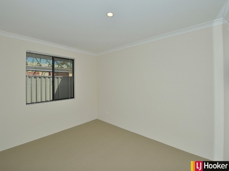 12 Harvey Crescent, South Yunderup WA 6208