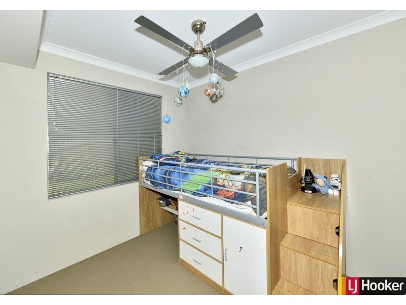 16 Honeydew Trail, Wannanup WA 6210