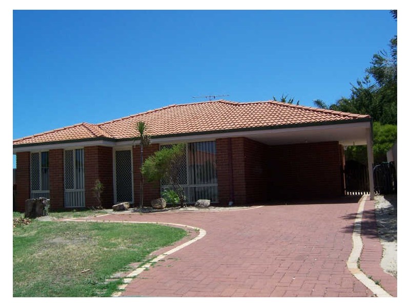 10B Coppercups Place, Halls Head WA 6210