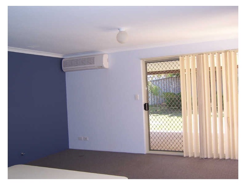 10B Coppercups Place, Halls Head WA 6210