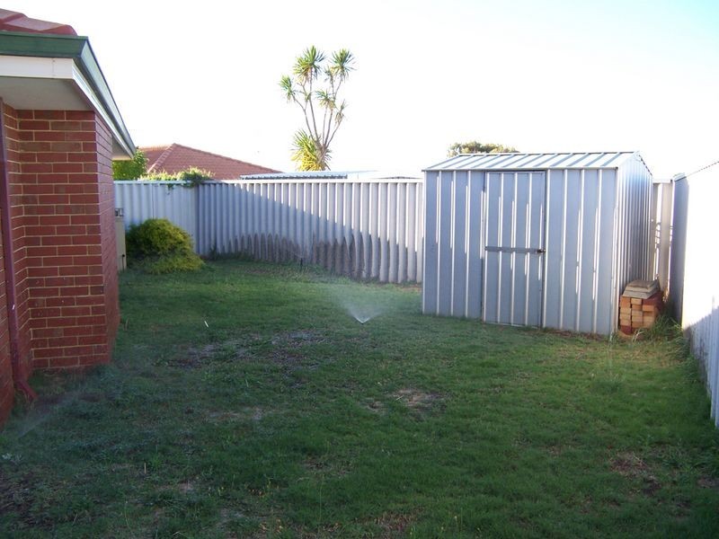 10B Coppercups Place, Halls Head WA 6210