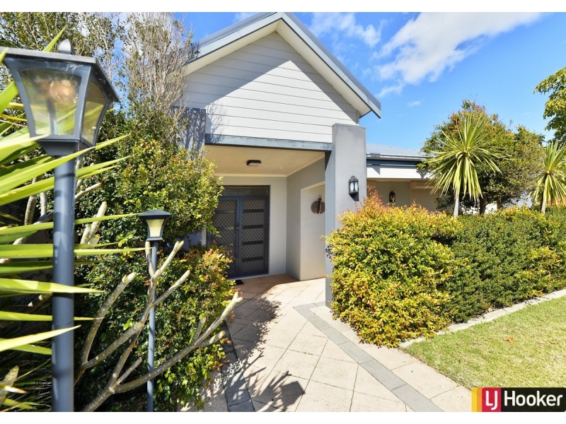 47 Addingham Boulevard, Madora Bay WA 6210