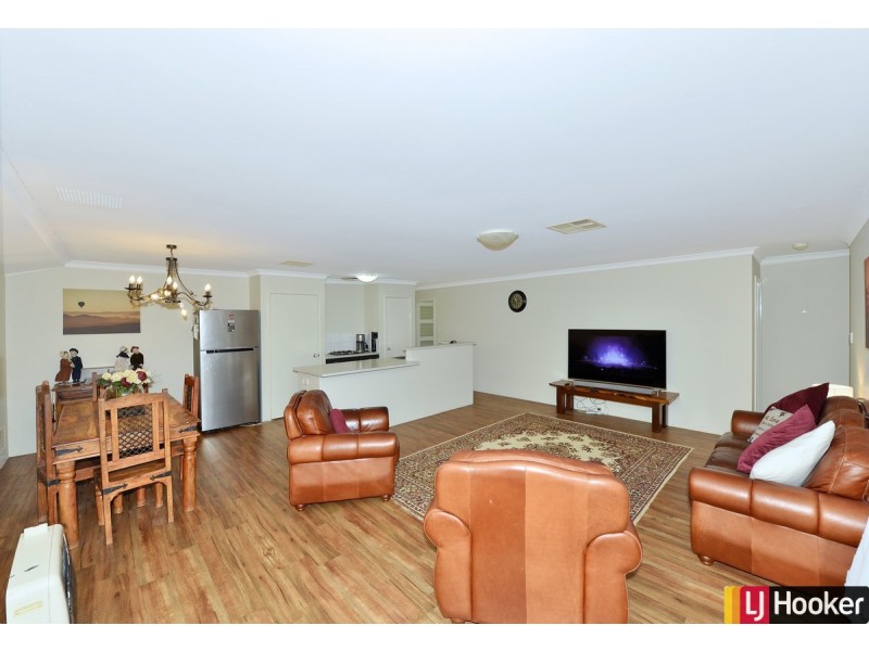 7 Ferncliffe Parkway, Meadow Springs WA 6210