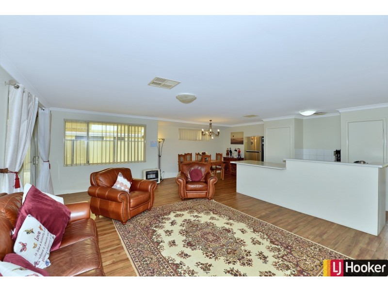 7 Ferncliffe Parkway, Meadow Springs WA 6210