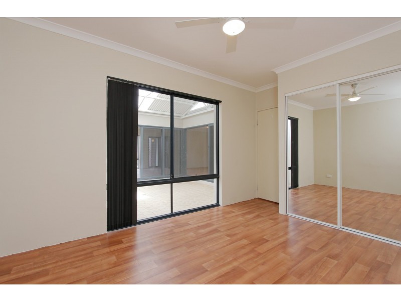 9/15 Creery Street, Dudley Park WA 6210