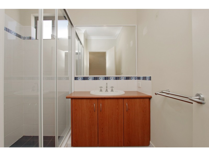 9/15 Creery Street, Dudley Park WA 6210