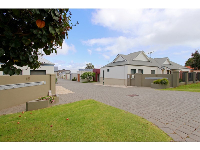 9/15 Creery Street, Dudley Park WA 6210