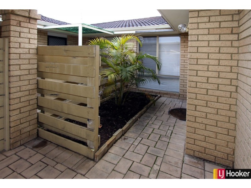 9/3 Merope Close, Rockingham WA 6168