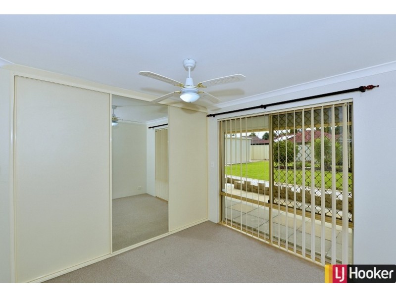 11 Waterfall Cove, Greenfields WA 6210