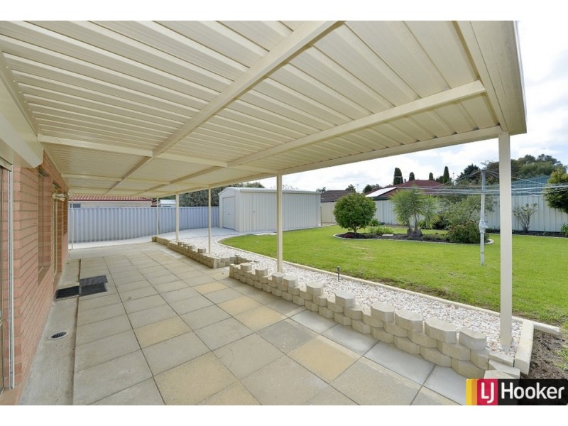 11 Waterfall Cove, Greenfields WA 6210