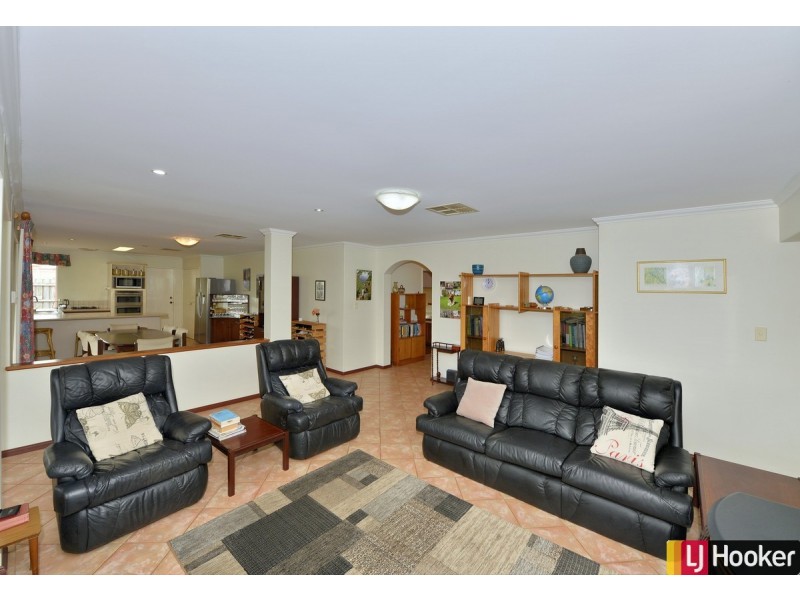 16 Haven Place, Pinjarra WA 6208