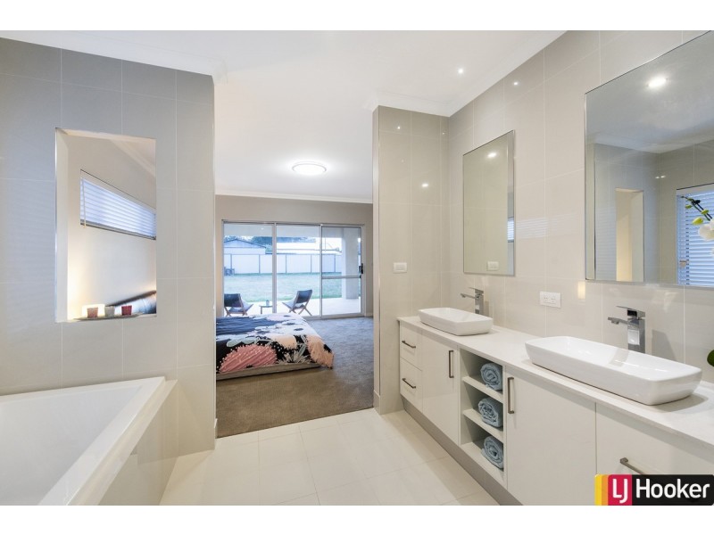 30 Watson Avenue, Coodanup WA 6210