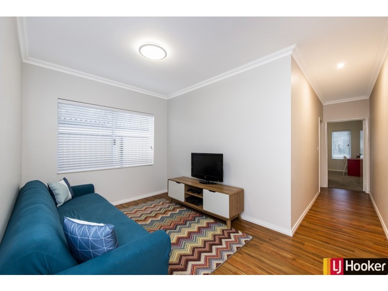 30 Watson Avenue, Coodanup WA 6210