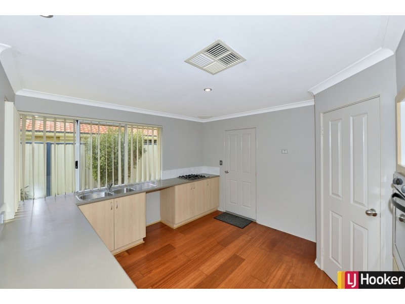 40 Grandmere Parade, Meadow Springs WA 6210