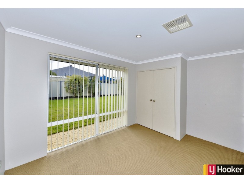 40 Grandmere Parade, Meadow Springs WA 6210