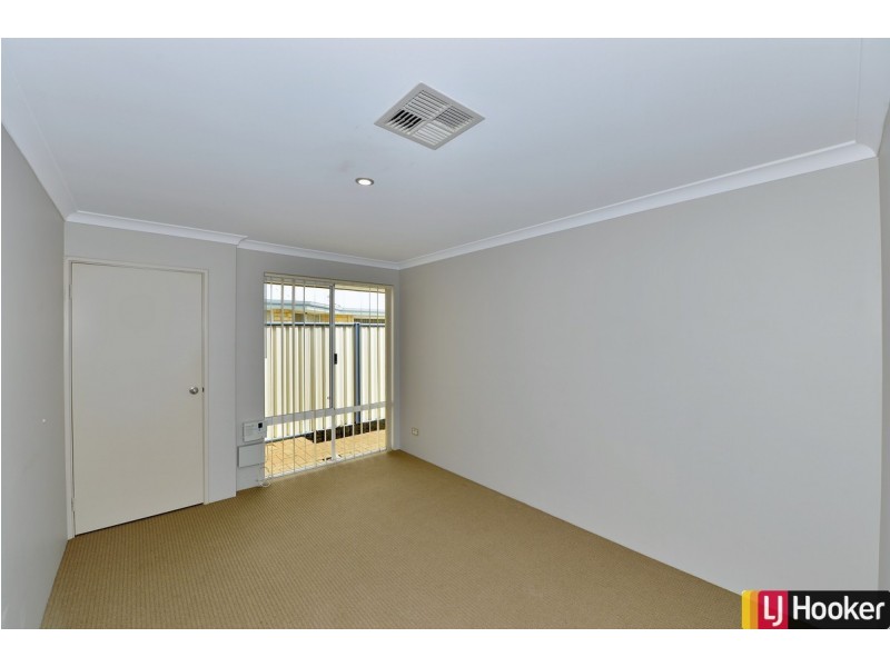 40 Grandmere Parade, Meadow Springs WA 6210