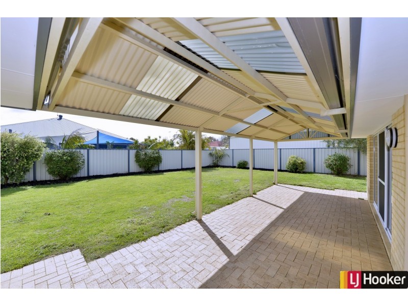 40 Grandmere Parade, Meadow Springs WA 6210