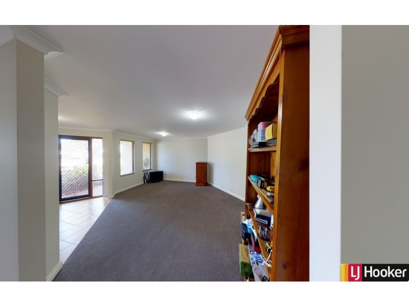 42 Pebble Beach Boulevard, Meadow Springs WA 6210