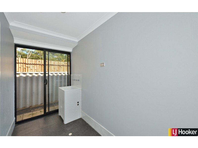 6 Rachal Place, Greenfields WA 6210