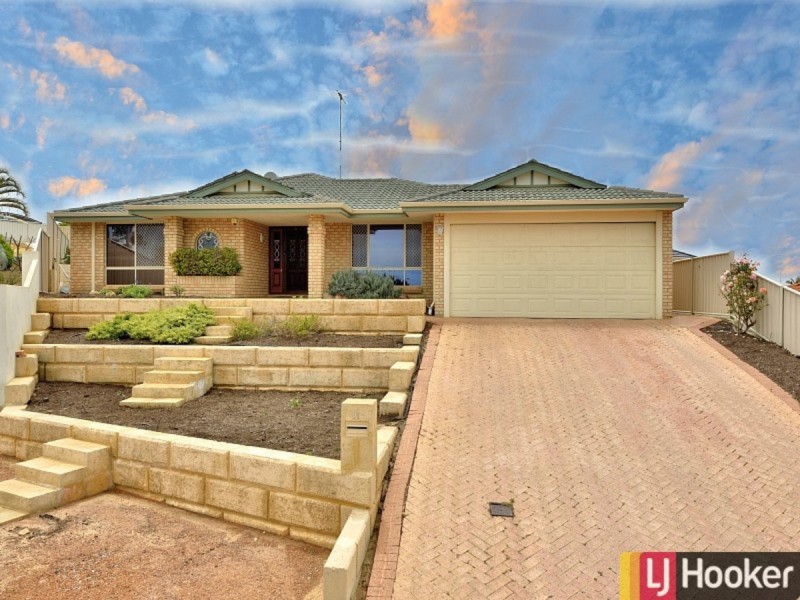 11 Lambourne Place, Halls Head WA 6210