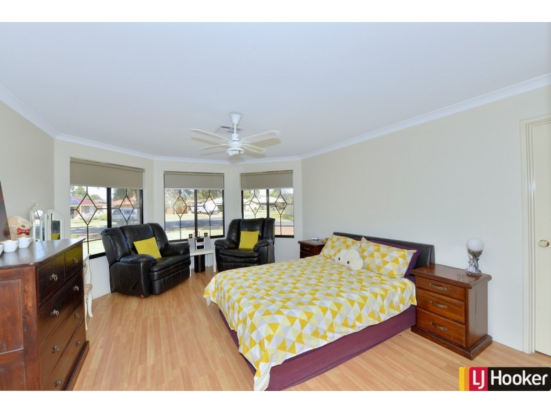 5A Valentino Close, Greenfields WA 6210