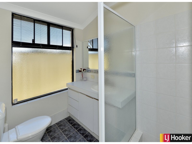 5A Valentino Close, Greenfields WA 6210