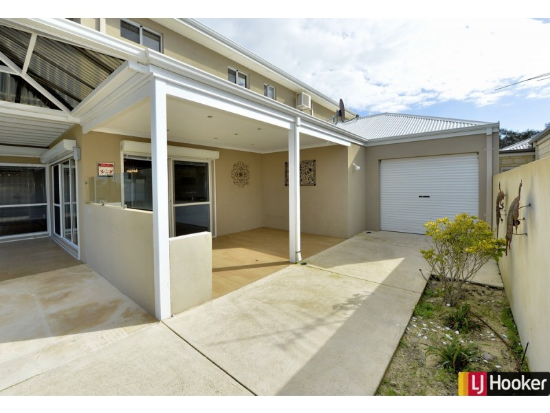 33 Waterlily Drive, Dudley Park WA 6210