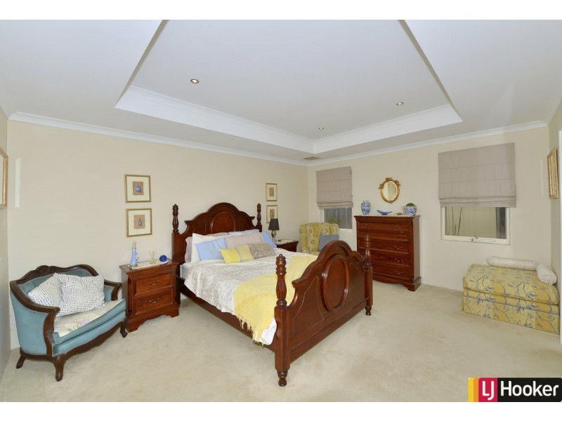 226 Peelwood Parade, Halls Head WA 6210